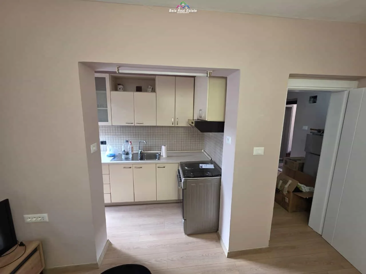 Apartament Me Qera 1+1 Ne Myslym Shyr (ID B211408) Tirane
