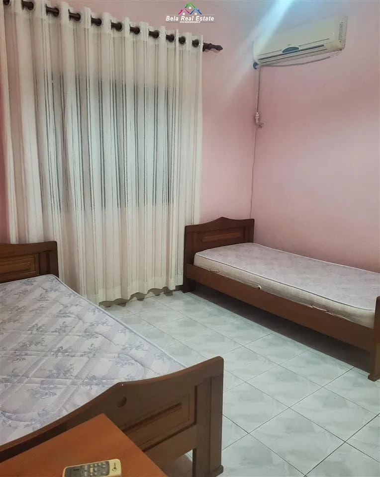 Apartament me qera 1+1 Tek Komuna e Parisit (ID B2101009) Tirane