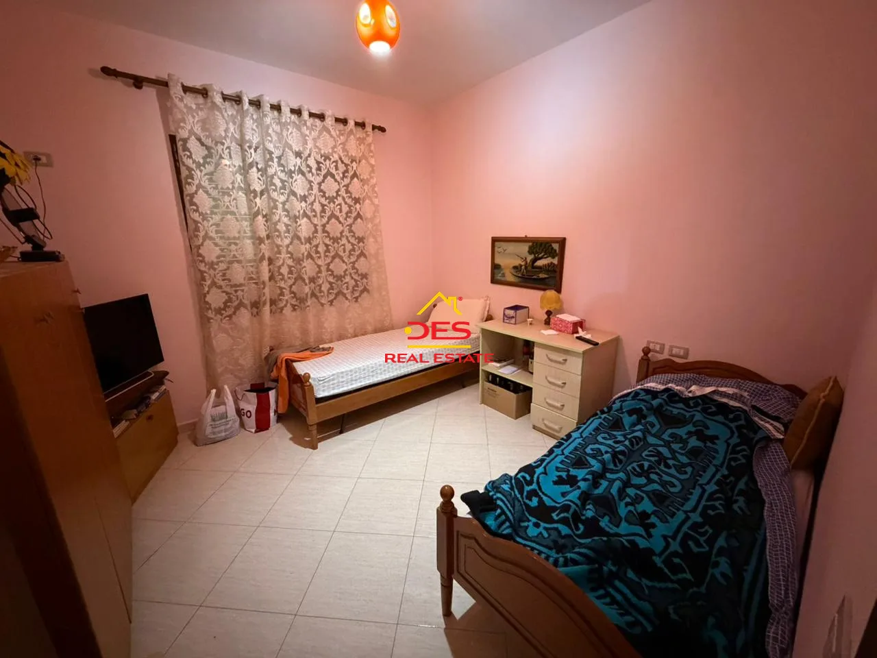 Jepet me qira kati i dytë i një vile në pus mezin,vlorë