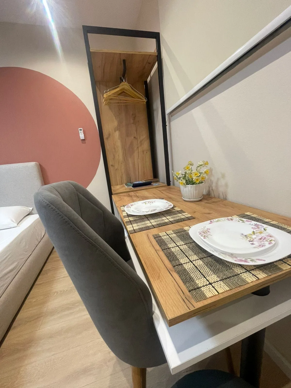 Jepen Me Qera 2 Garsioniere Tek Ministria E Drejtesise (ID BG138) Tirane