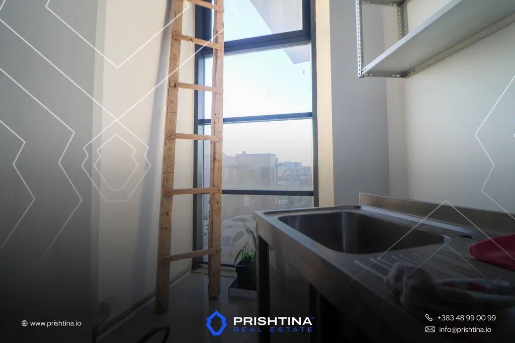 Lokal me qira 100m² te Ndue Përlleshi