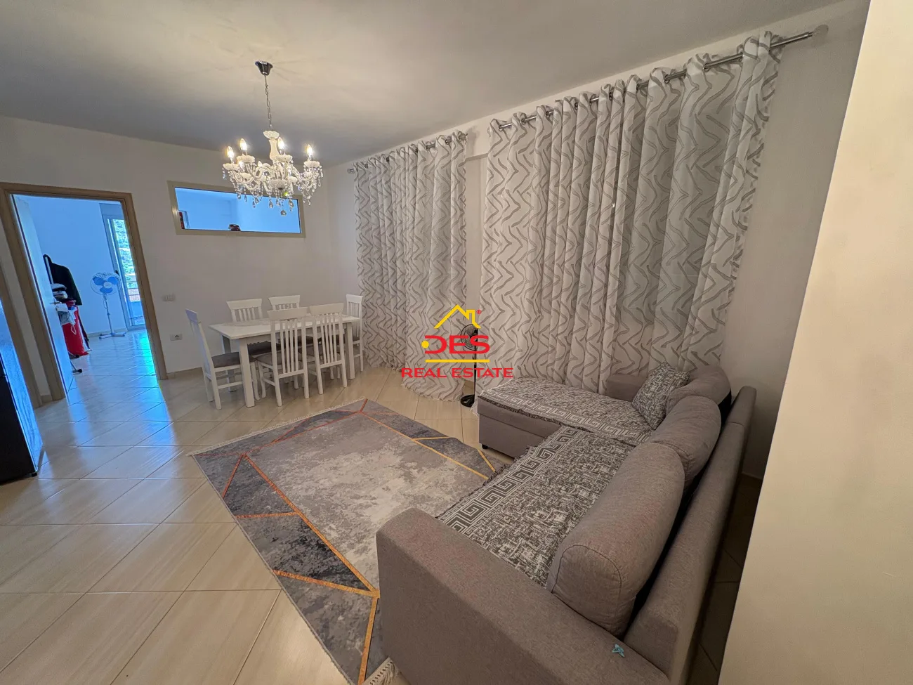 Jepet me qira apartament 1+1 pranë palestrës së mundjes, vlorë.