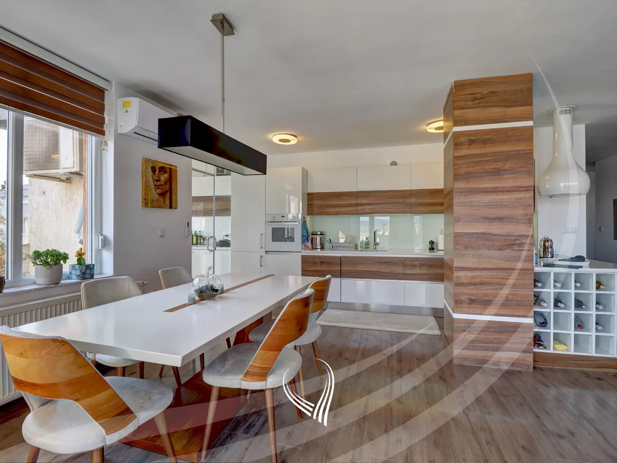 Penthouse 245m2 në shitje në lagjen Arbëria – Dragodan
