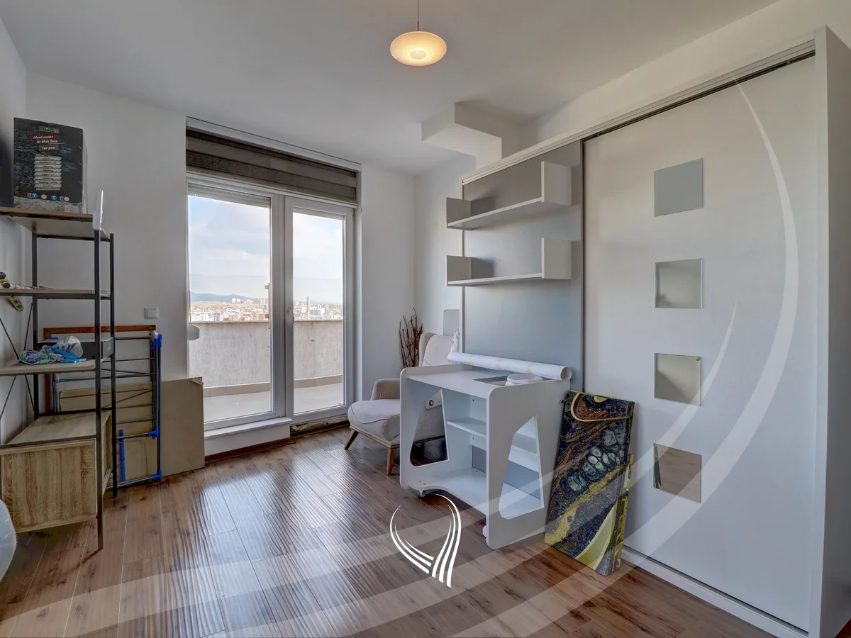 Penthouse 245m2 në shitje në lagjen Arbëria – Dragodan