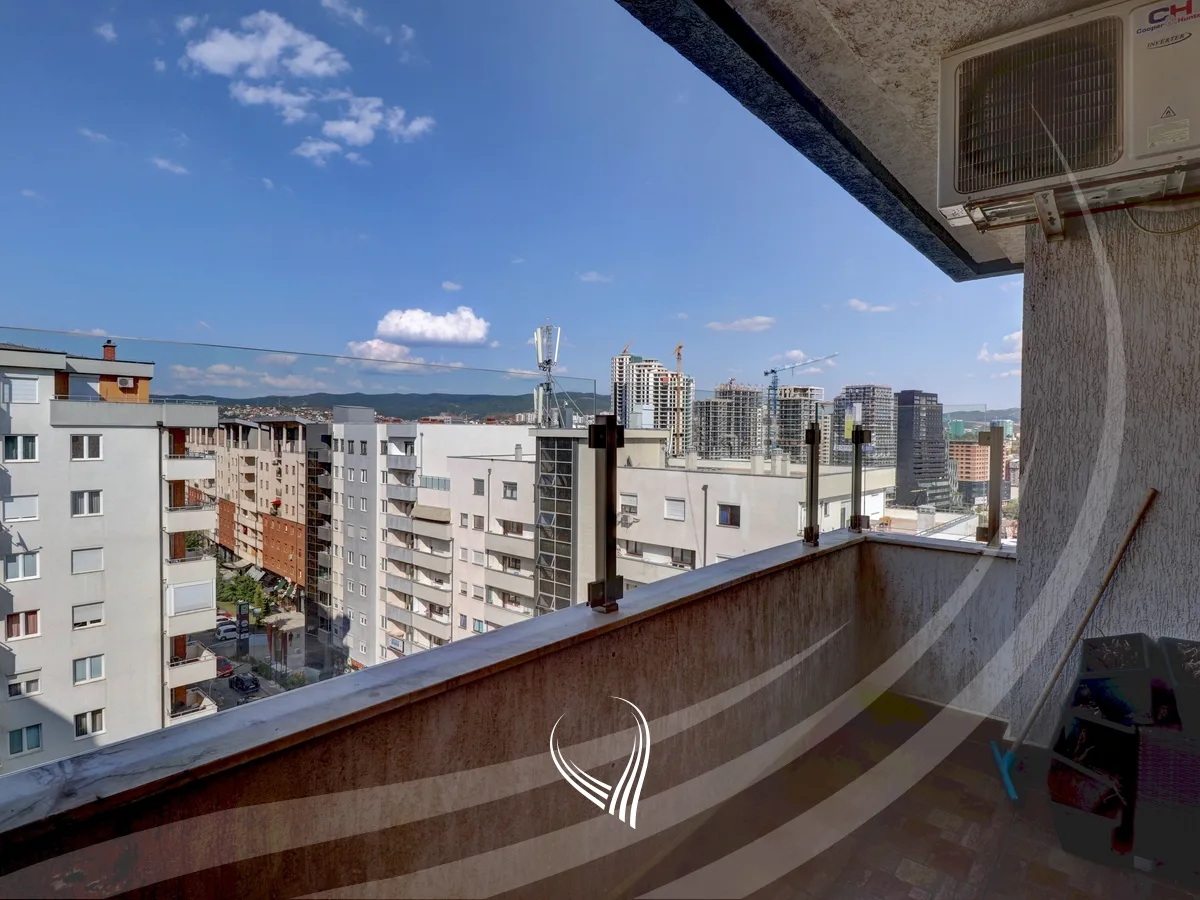 Penthouse 245m2 në shitje në lagjen Arbëria – Dragodan