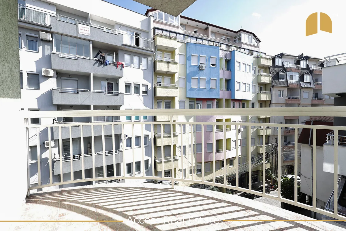 Banesë me QIRA – 5 dhoma gjumi – Qendër