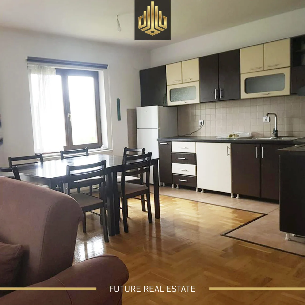 Shtëpia në SHITJE/180m2