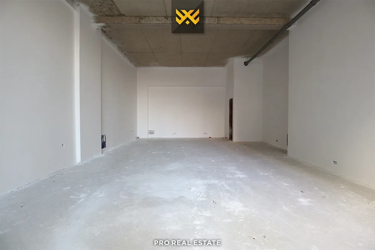 Lokal 80m² me #QIRA në Aktash.