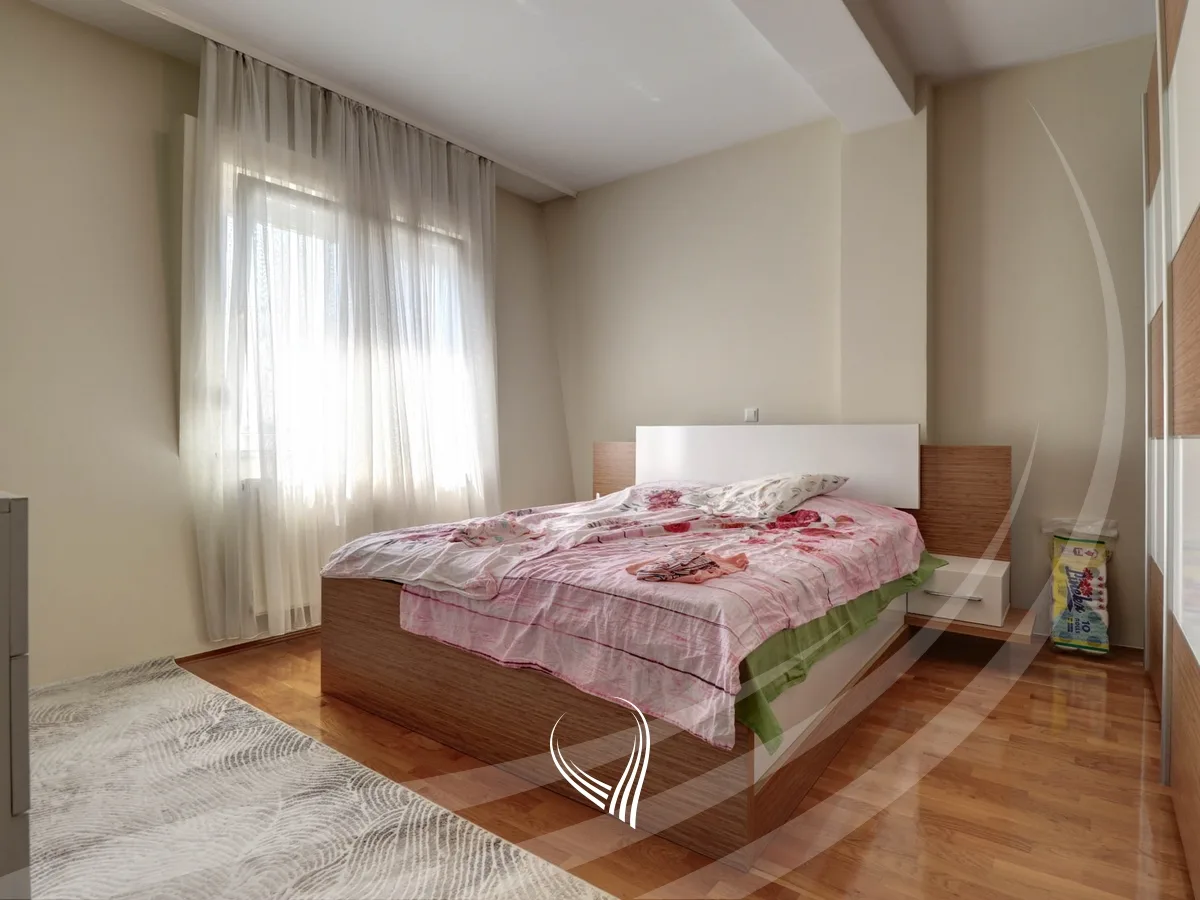 Banesë me 2 dhoma gjumi me qira në lagjen Arbëria – Dragodan