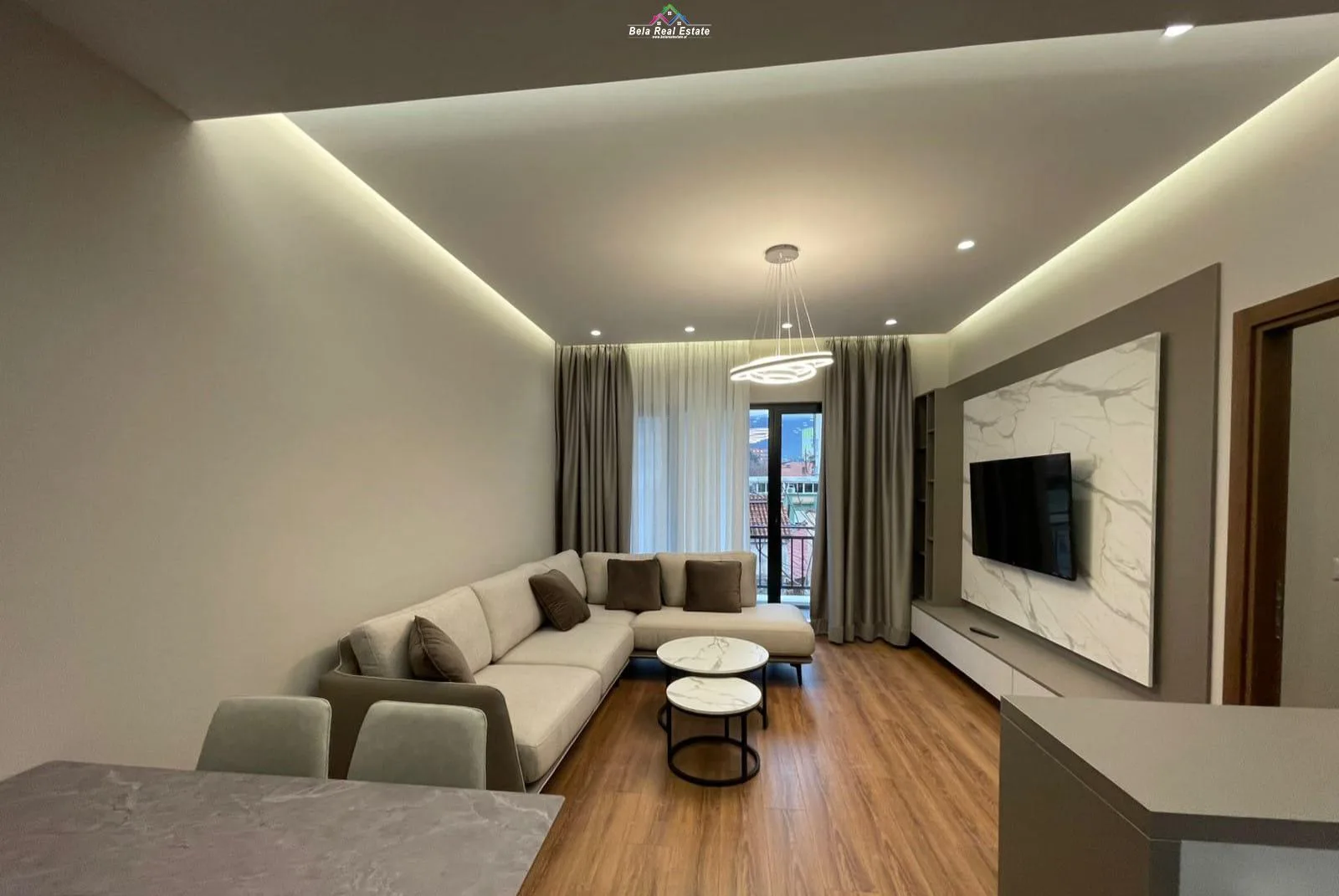 Apartament Me Qera 2+1 Tek  Farmacia 10 (ID B2201170) Tirane