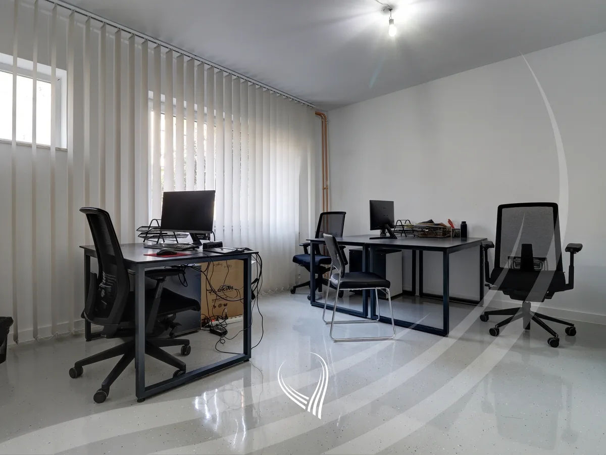 Lokal 65m2 në shitje në Qendër