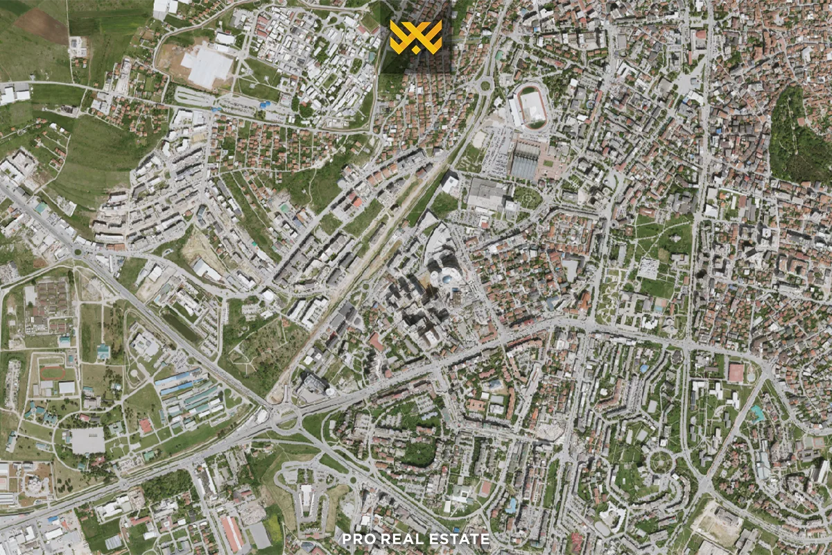 Shtëpi / Objekt 180m² me #QIRA në Lakrishtë.