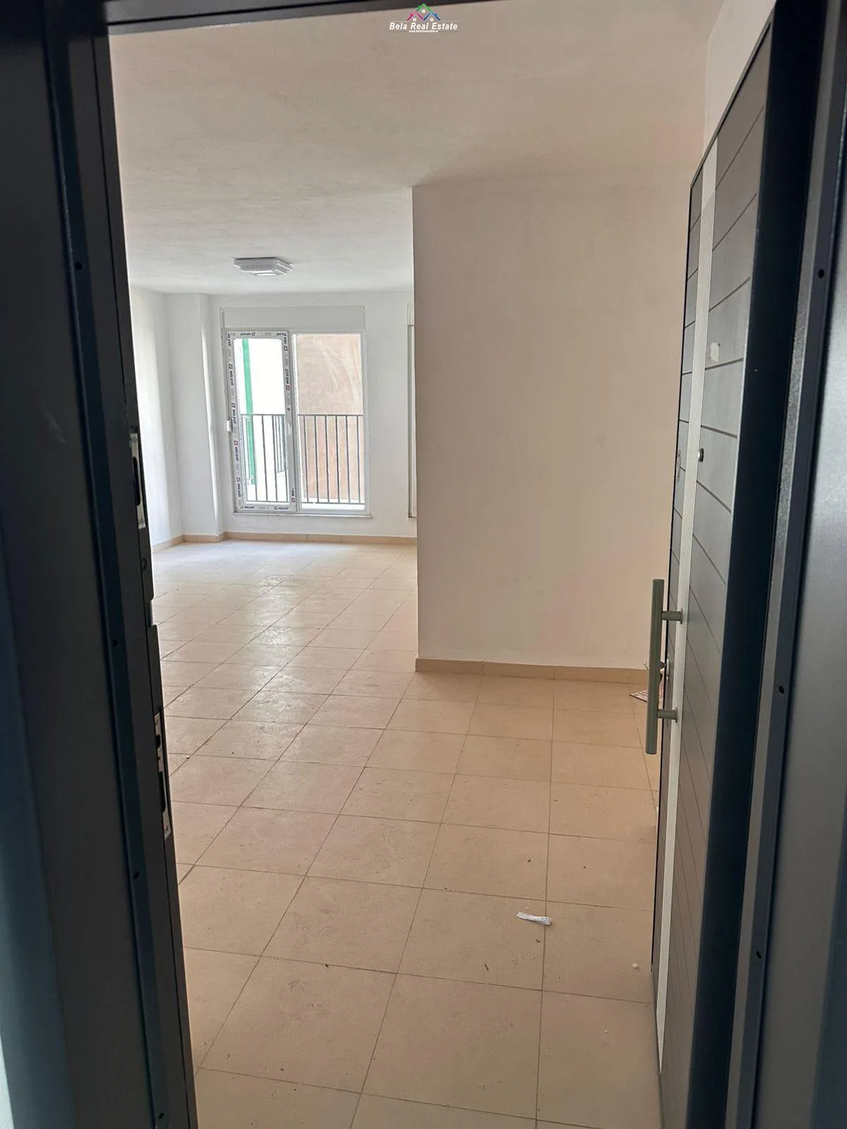 Apartament Me Qera 2+1 Tek 5 Maj (ID B2201854) Tirane
