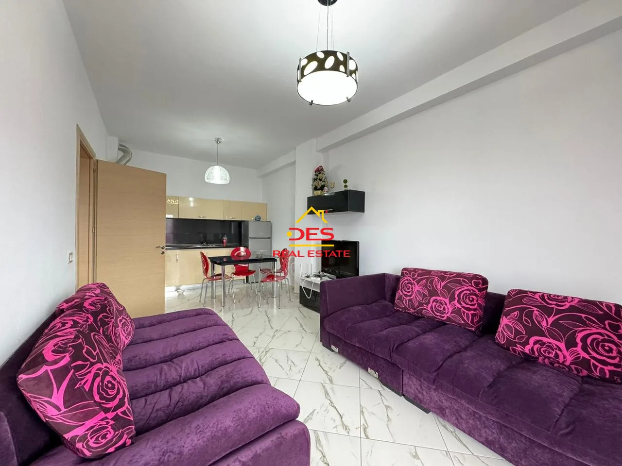 SHITET APARTAMENT 1+1 NË UJË TË FTOHTË ,VLORË 📍 Pranë Marina Bay