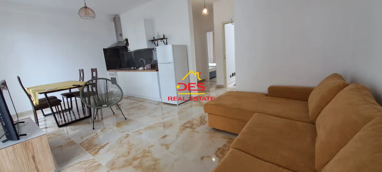 Shitet apartament 1+1 në ujë të ftohtë, vlore. 🌊🌅 pamje anësore nga deti
