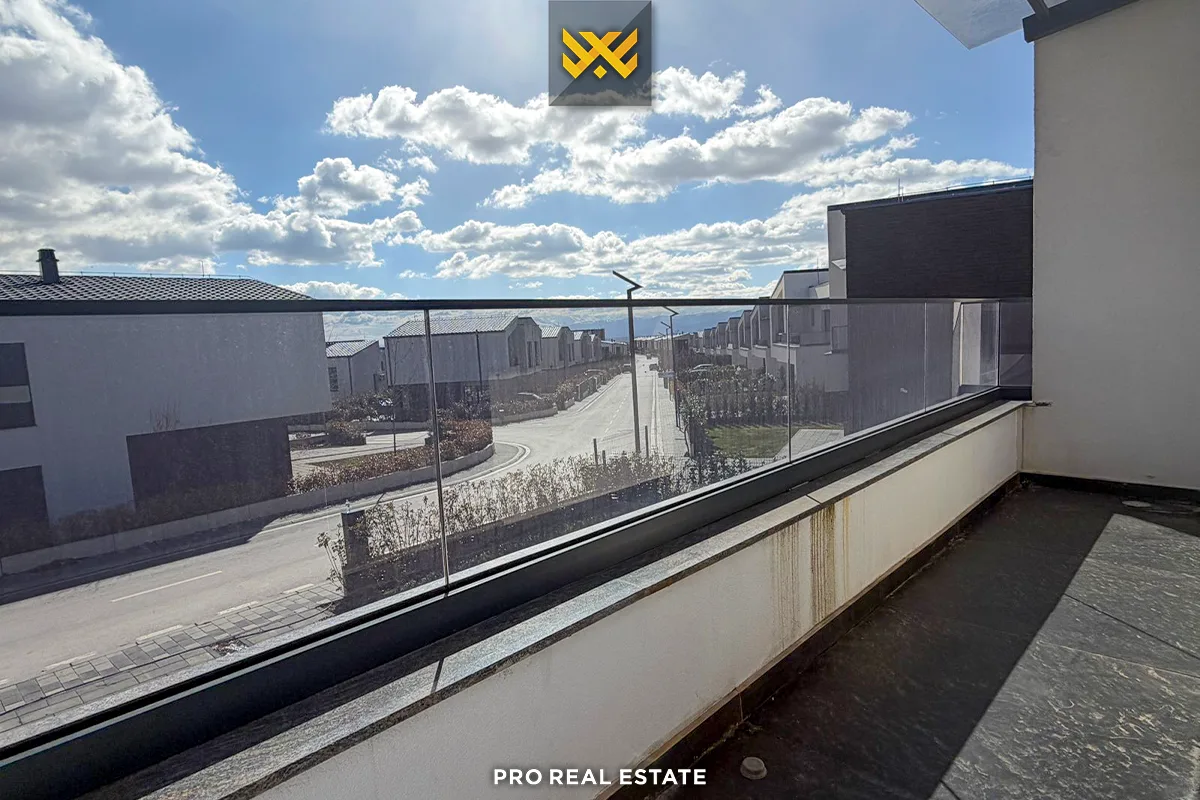 Shtëpi 245m² për #SHITJE në Lagjen Priam Village