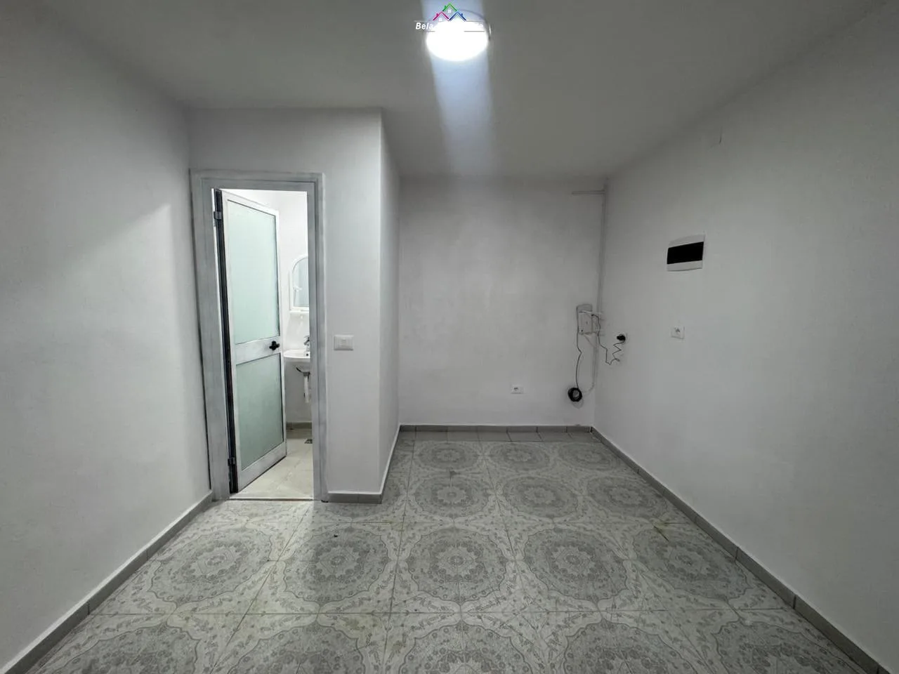 Dyqan Me Qera Ne Selite ( ID BD21888) Tirane
