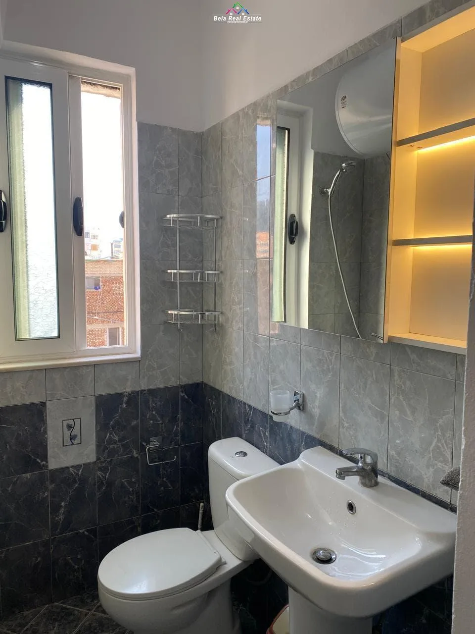 Apartament Me Qera 2+1 Tek 21 Dhjetori (ID B221279) Tirane.