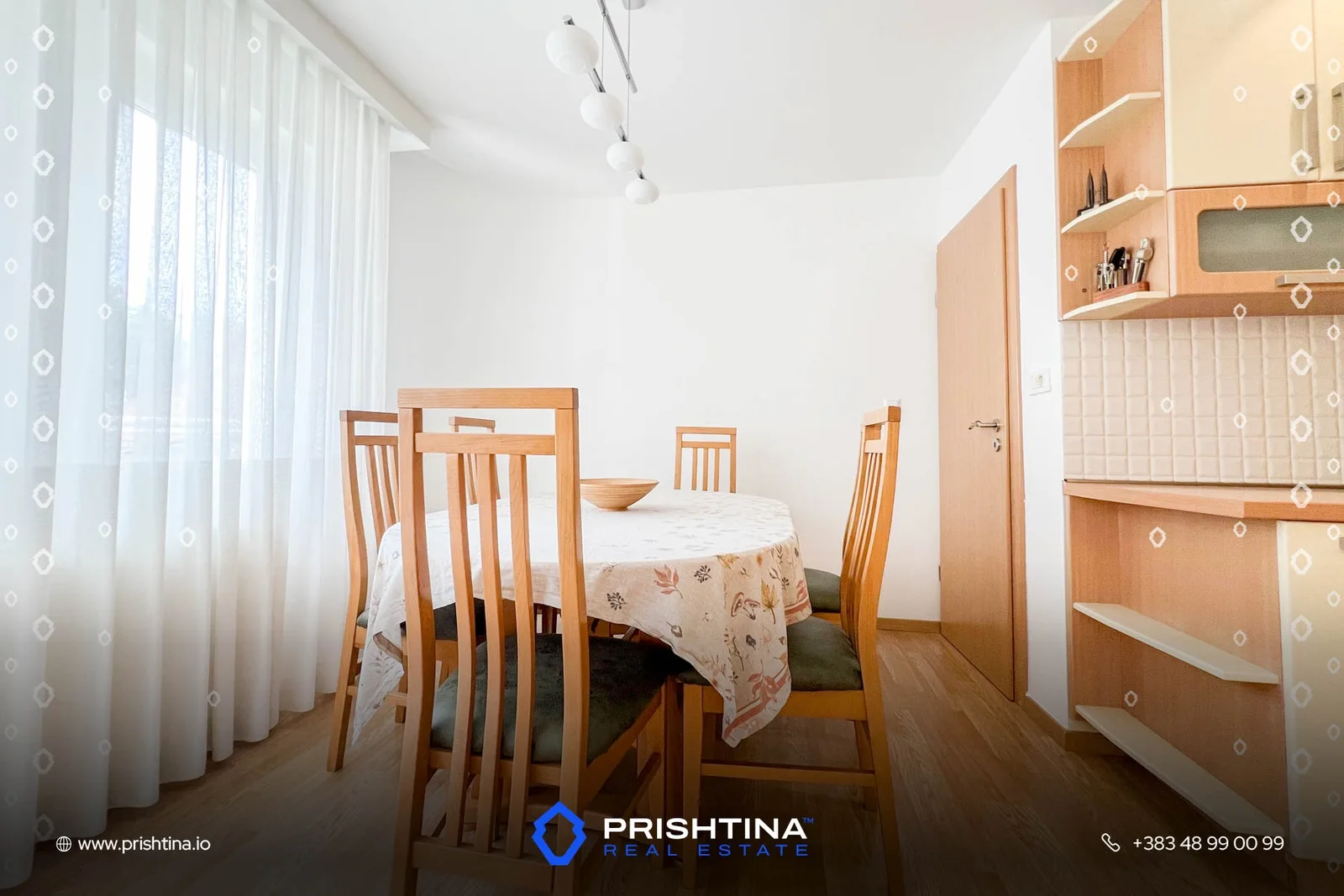 Kat shtëpie me qira 120m² te Lagjja e Muhaxherëve