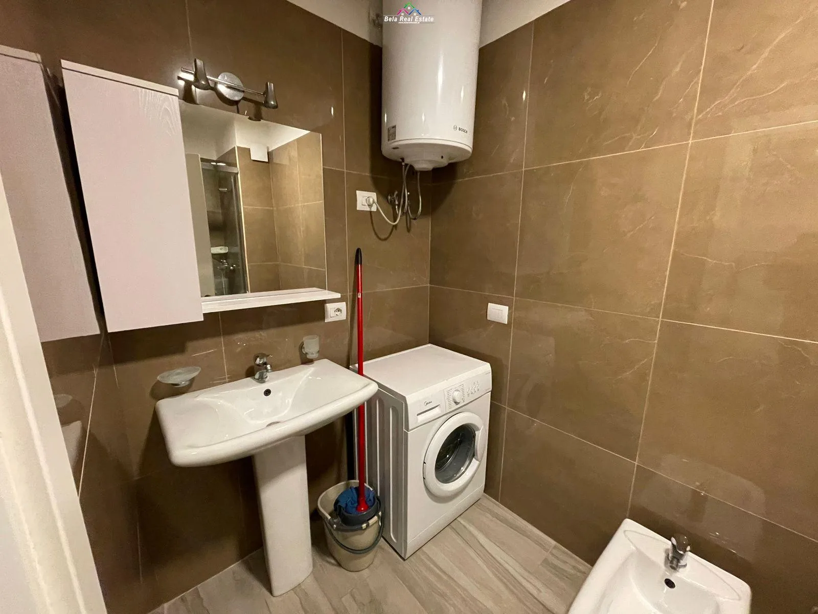 Apartament me Qera 1+1 Tek Ali Demi (ID B210325) Tirane.