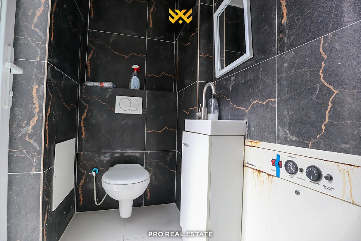 Lokal 84m² në #SHITJE në Tophane
