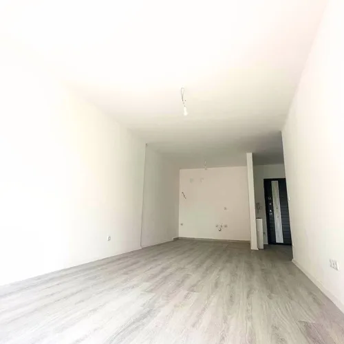 Banesë në Shitje