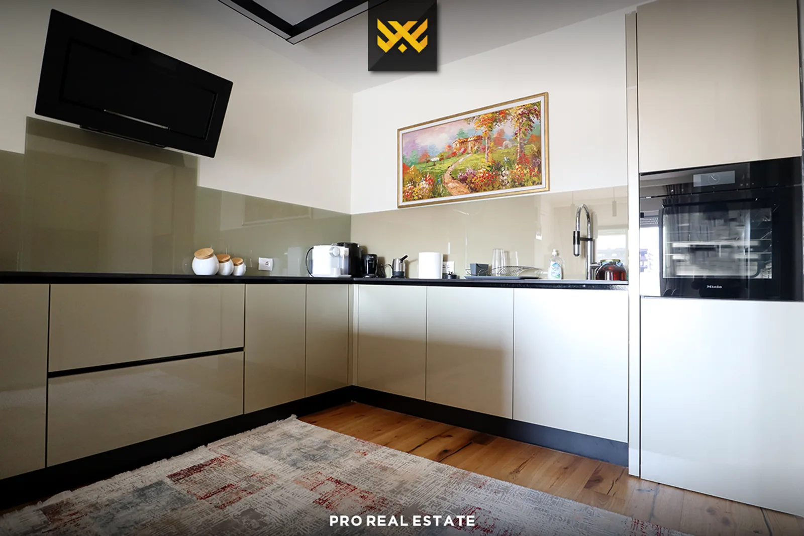 Banesë – Penthouse 125m² + 35m² në #SHITJE te Mati 1.