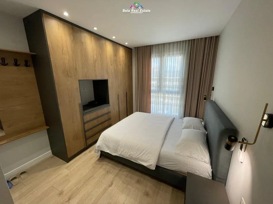Shitet Apartament 2+1+2 tek Casa Italia (ID B120577) Tirane.