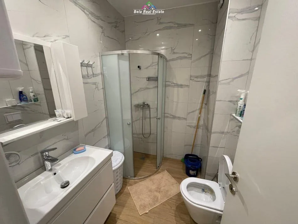 Shitet Apartament 2+1+2 tek Casa Italia (ID B120577) Tirane.
