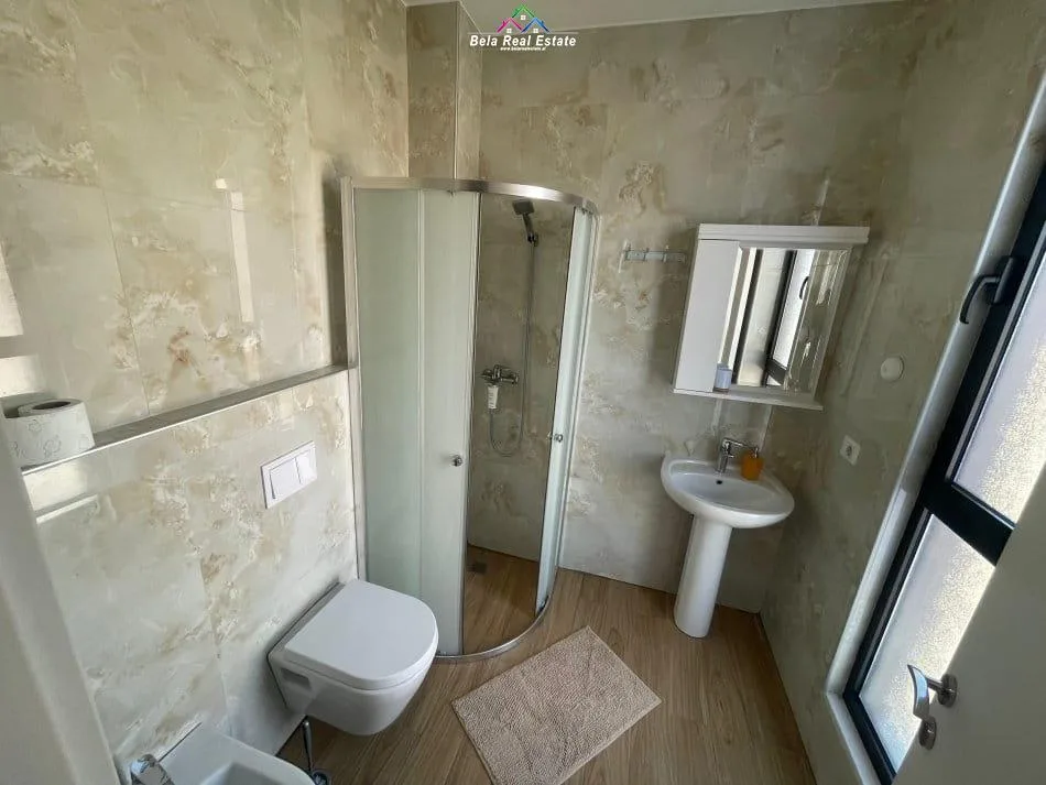 Shitet Apartament 2+1+2 tek Casa Italia (ID B120577) Tirane.