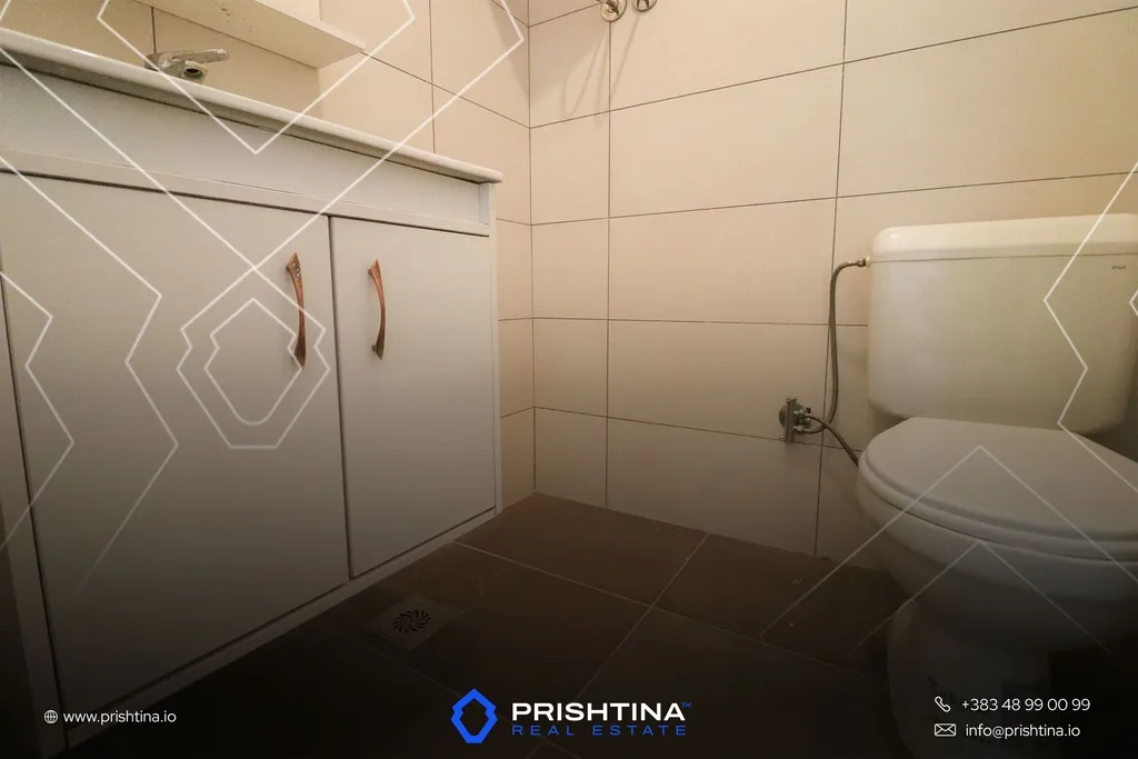 Lokal me qira 340m² te Prishtina e Re