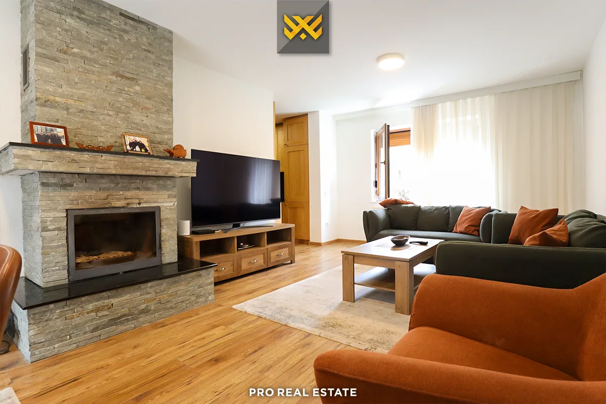 Villë 228m² për #SHITJE në Brezovicë