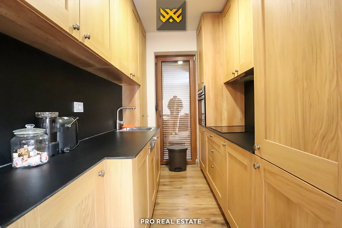 Villë 228m² për #SHITJE në Brezovicë