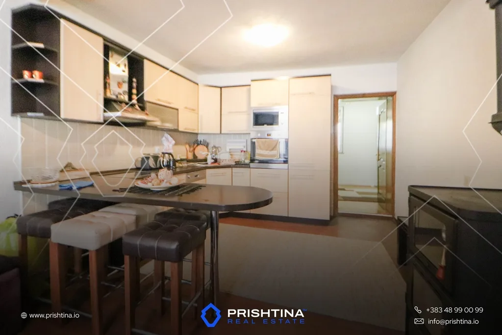 Shtëpi me qira 150m² te Parku i Qytetit