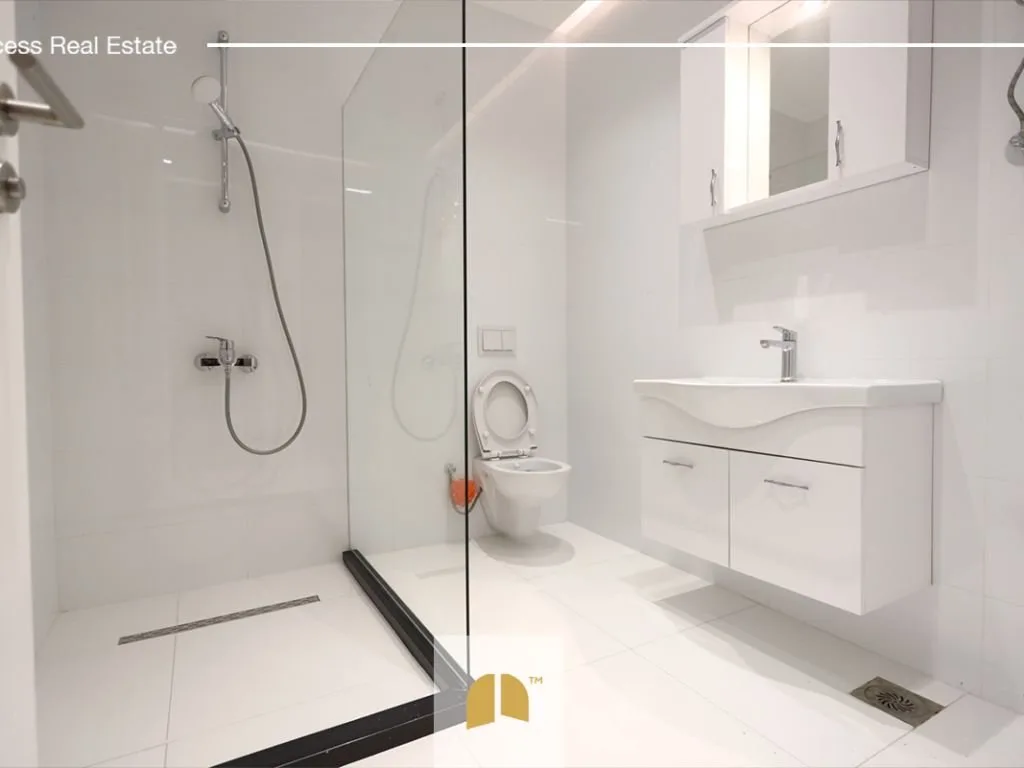 Zyre 100m² dhe Banim 52m² e perbashket total 152m² - Lakrishtë