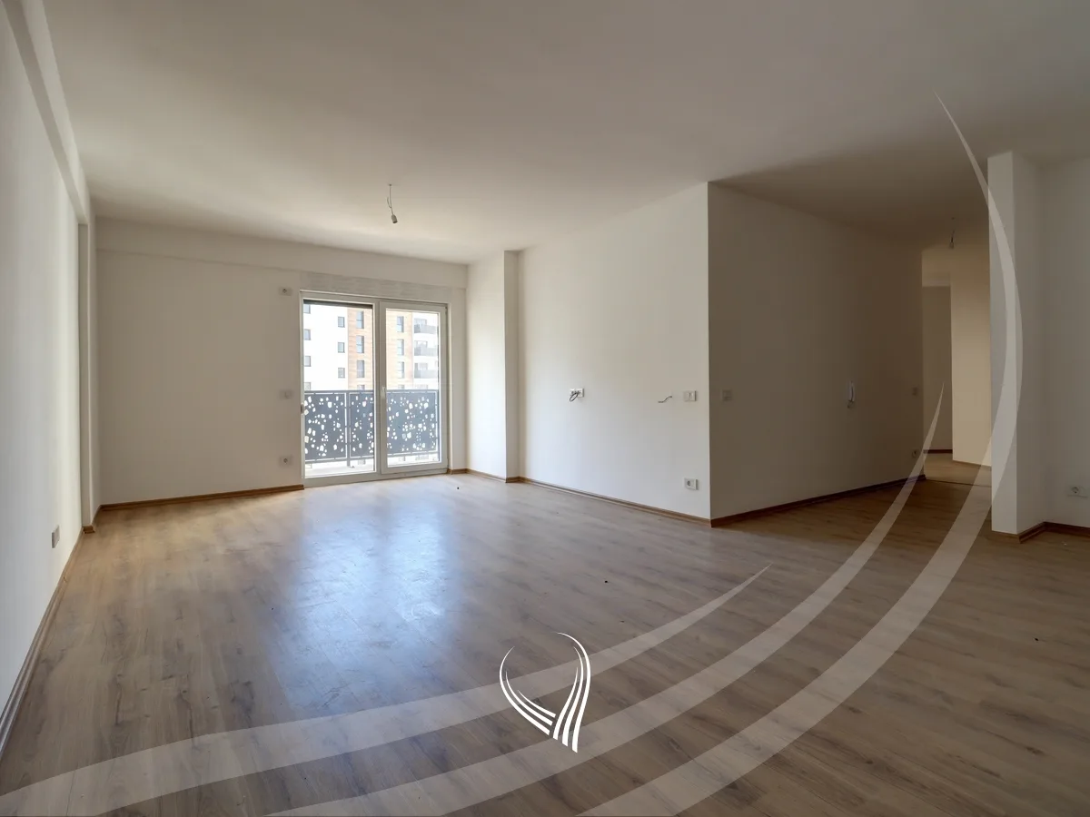 Banesë me 3 dhoma gjumi në shitje në lagjen Prishtina e Re