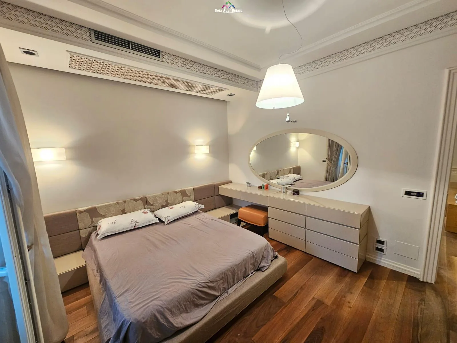 Apartament Me Qera 1+1 Tek Pazari i Ri (ID B211375 ) Tirane