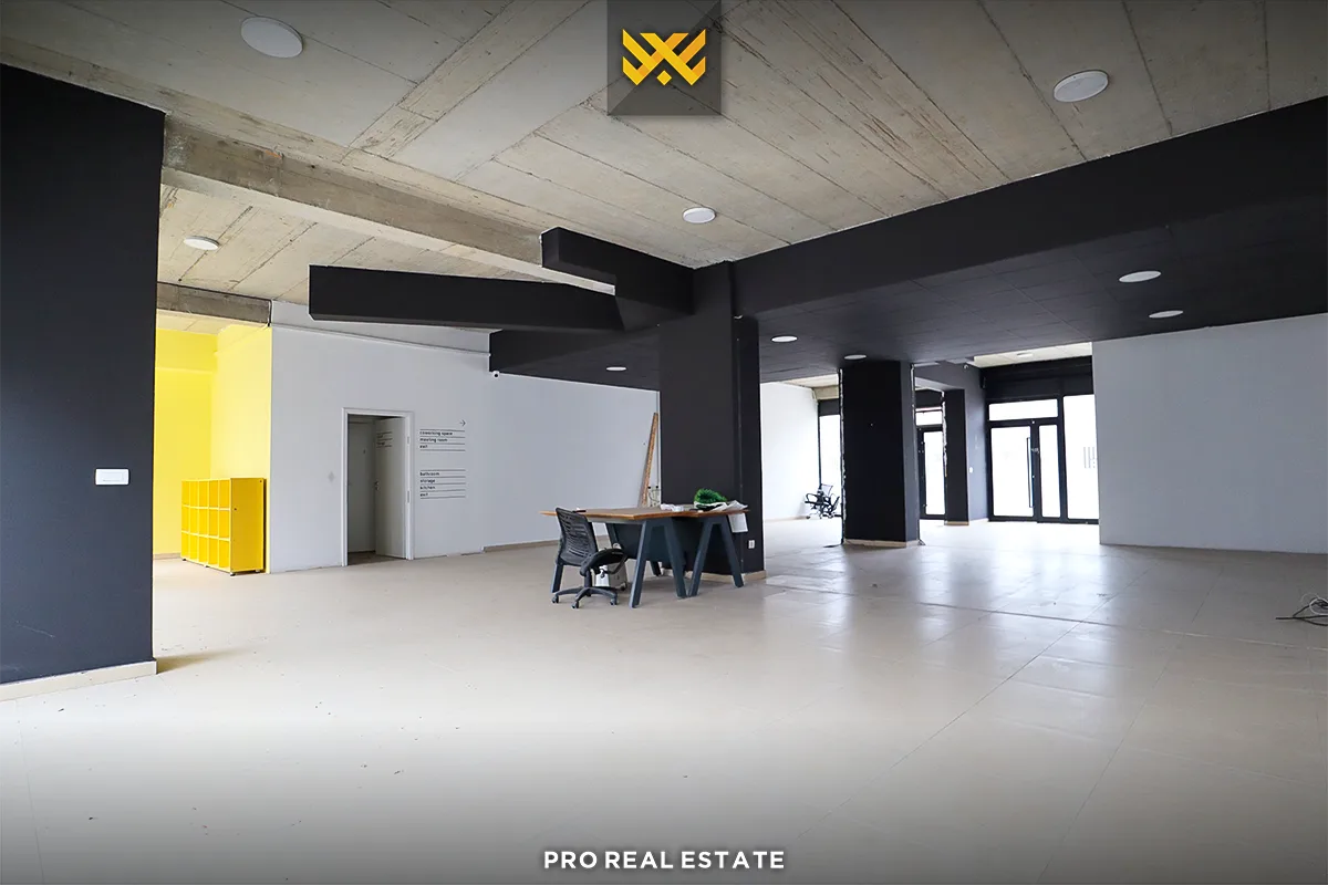 Lokal 175m² me #QIRA në Lagjen e Muhaxherëve.
