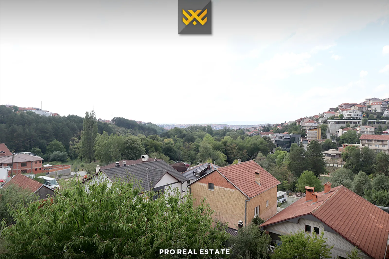 Shtëpi 600m² me #QIRA në Tokbashqe.