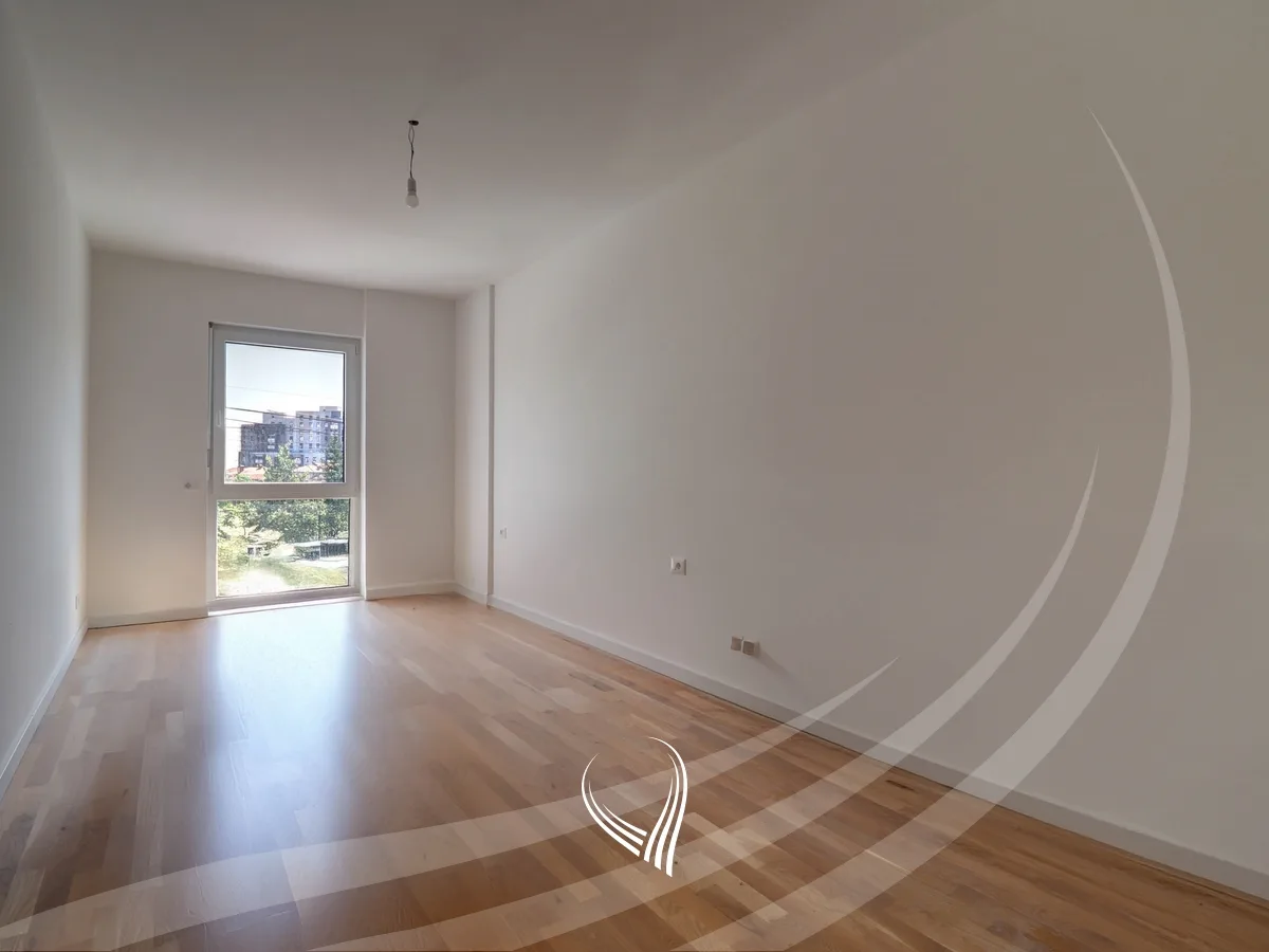 Zyre me 4 dhoma pune me qira në lagjen Velania – Puhiza 3