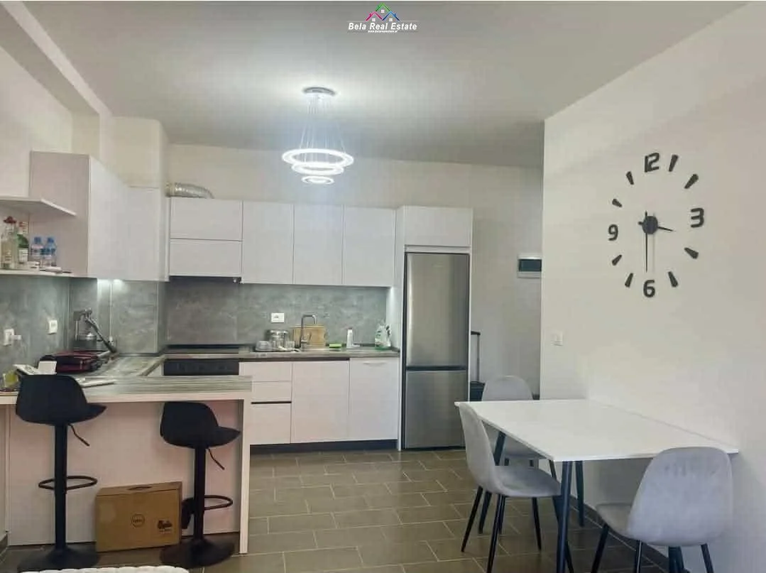 Apartament Me Qera 1+1 Tek Kompleksi Golden Park (B2101534) Tirane