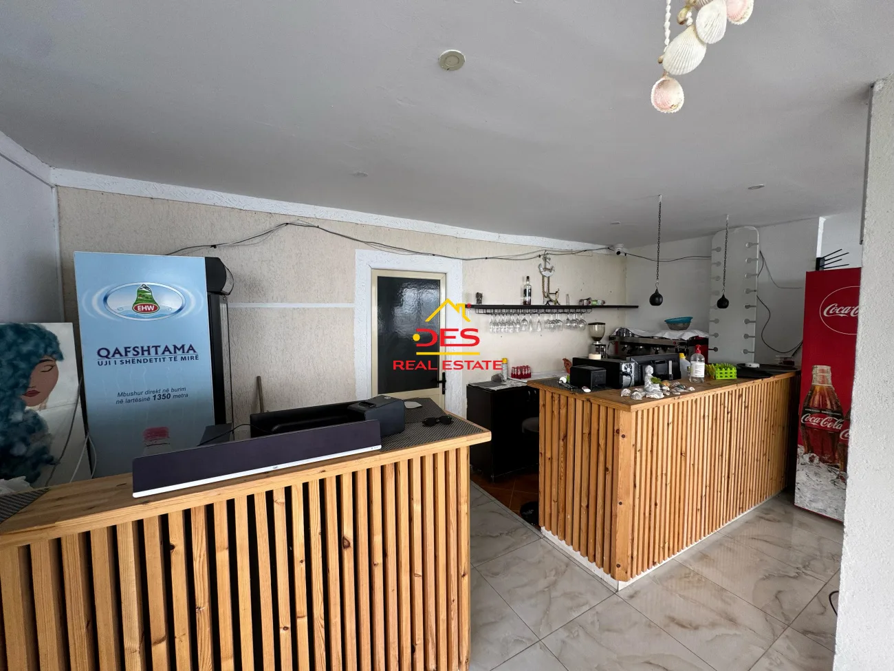 Jepet hotel me qira në ujë të ftohtë ,vlorë