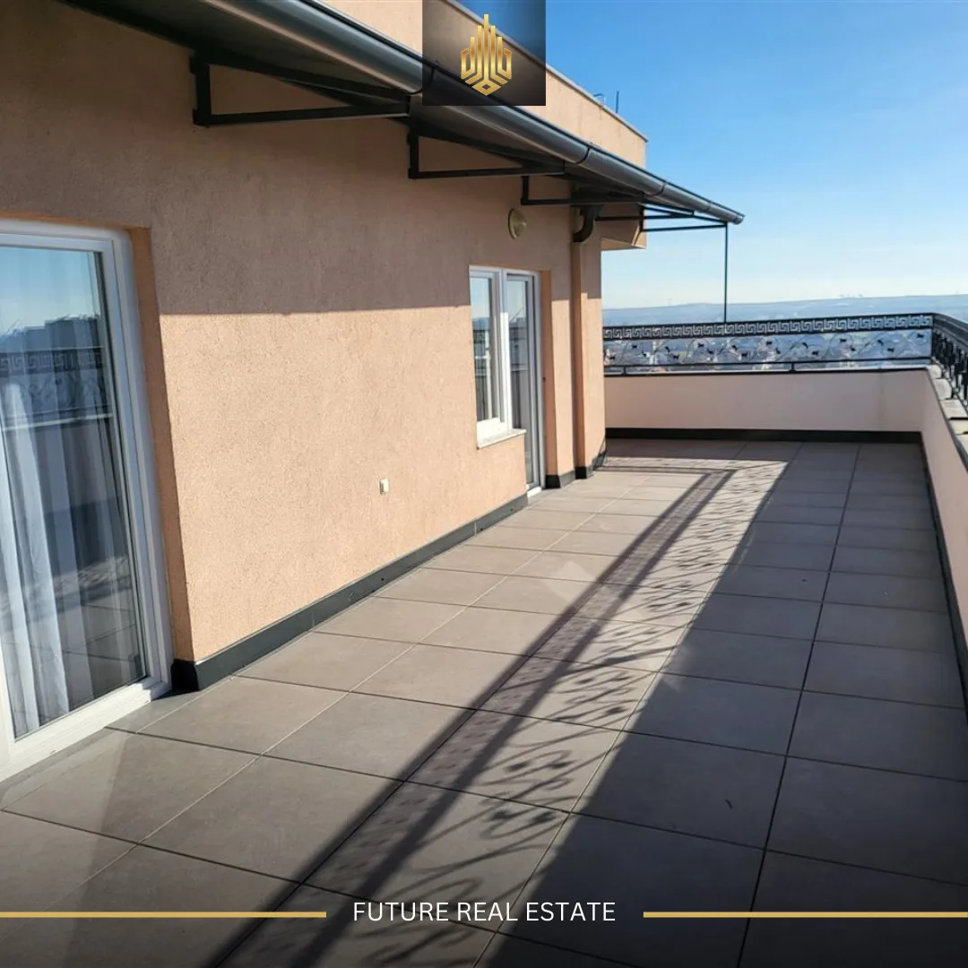 Penthouse me QERA/160m²