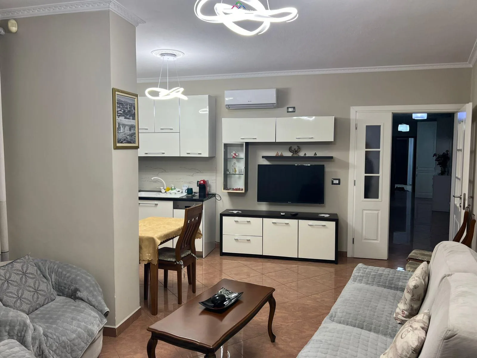 Apartament Me Qera 2+1 Ne Qender (ID B2201678) Tirane