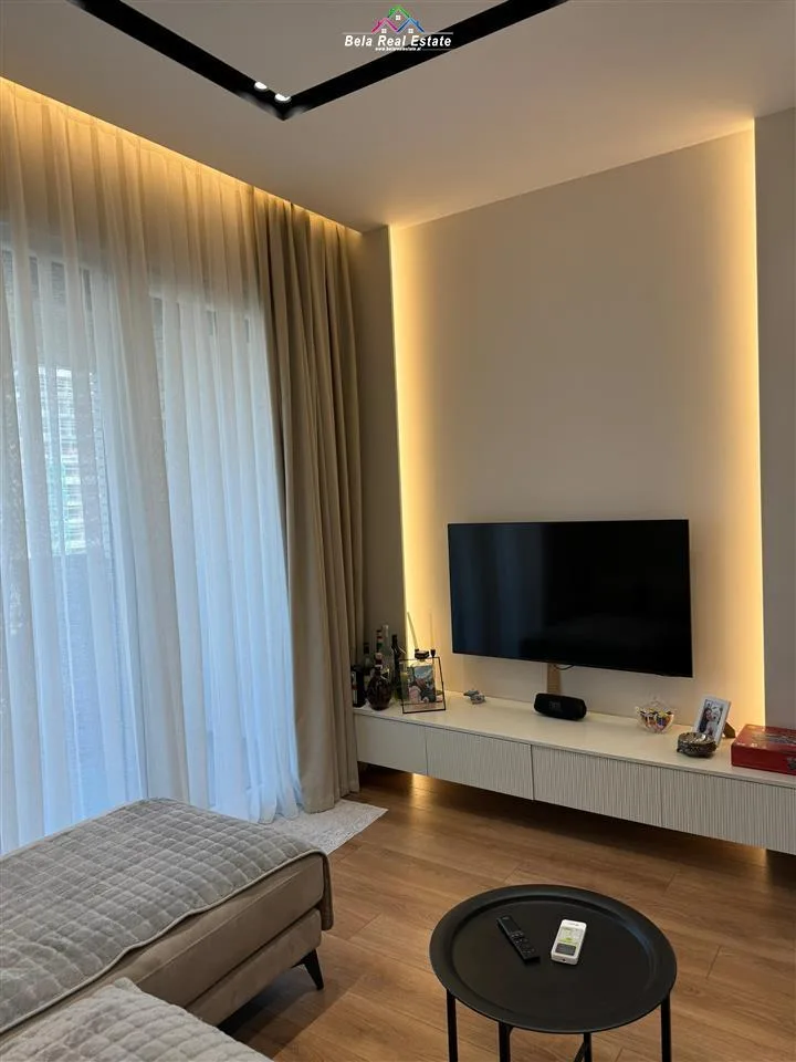 Apartament Me Qera 1+1 Tek Fusha e Aviacionit (ID B210796) Tirane