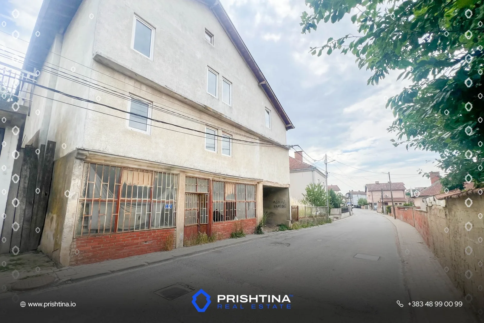 Shtëpi në #shitje 384m² + 3.84 ari truall në Kolovicë