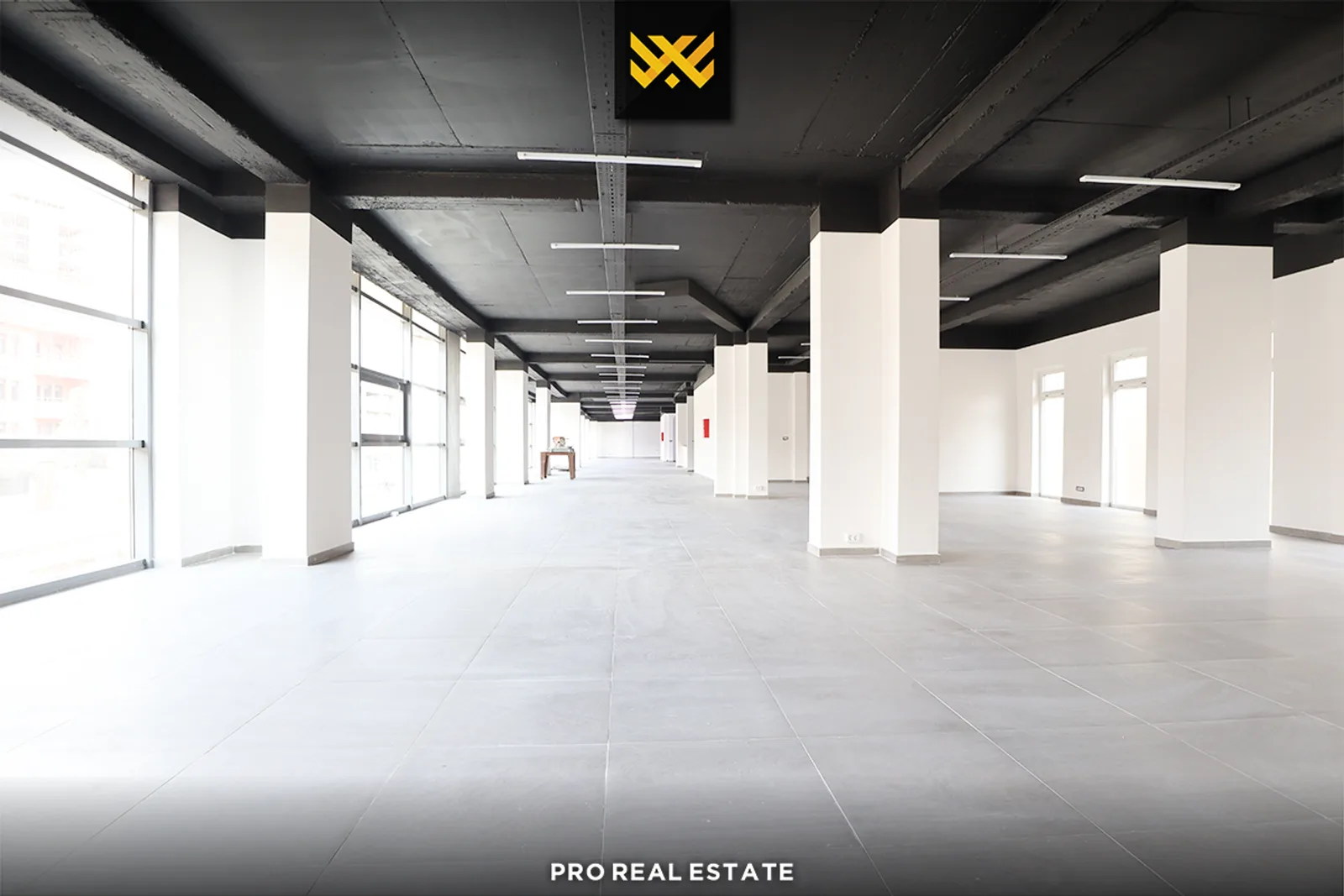 Lokal 609.92m² me #QIRA në Tophane.