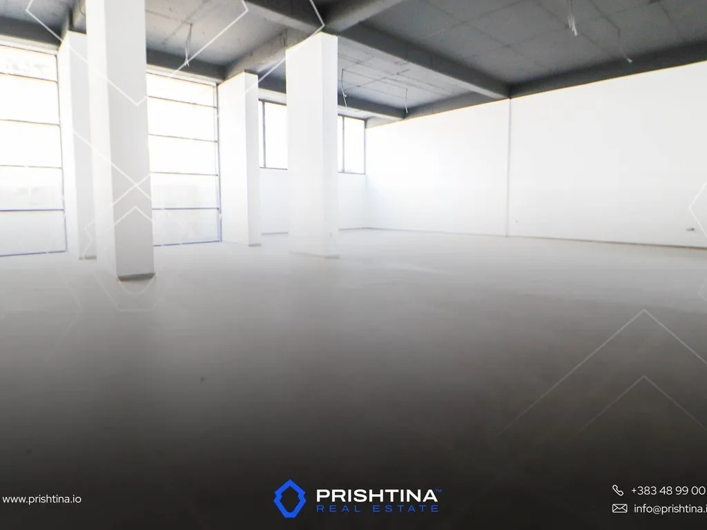 Lokal me qira 157m2 te Ndue Përlleshi