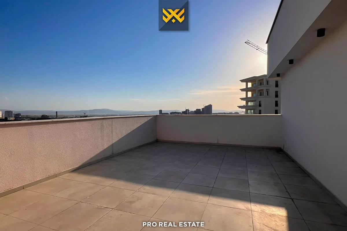 Banesë Penthouse 120m² + 55m² me #QIRA në Lagjen e Muhaxherëve