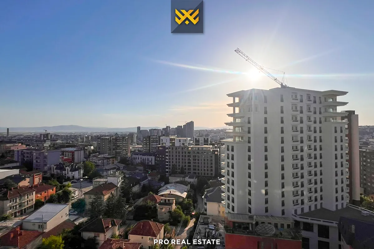 Banesë Penthouse 120m² + 55m² me #QIRA në Lagjen e Muhaxherëve